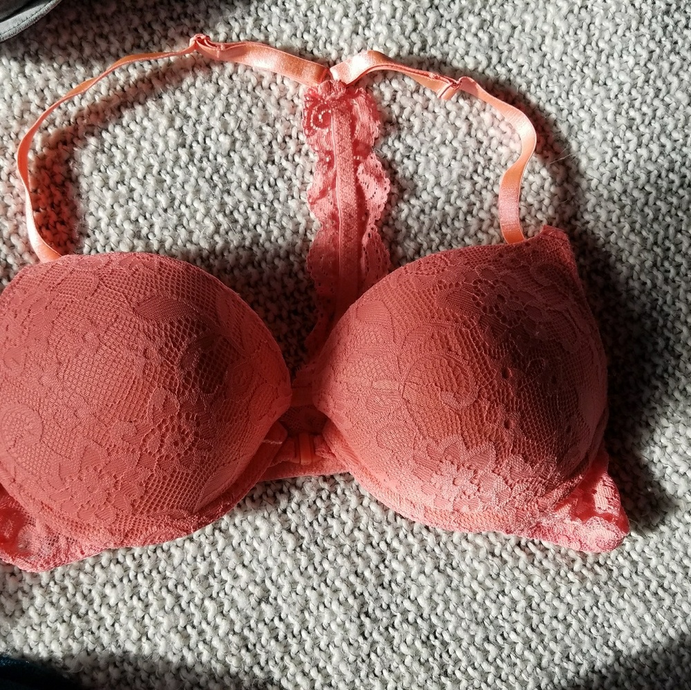 Bra size 34 B